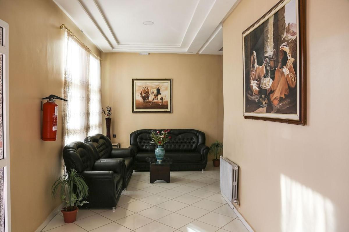 Hotel La Pomme Zaida ภายนอก รูปภาพ