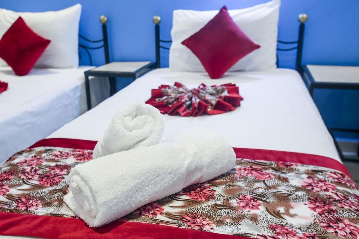 Hotel La Pomme Zaida ภายนอก รูปภาพ