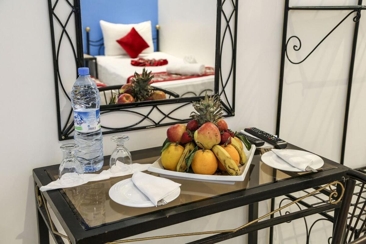 Hotel La Pomme Zaida ภายนอก รูปภาพ